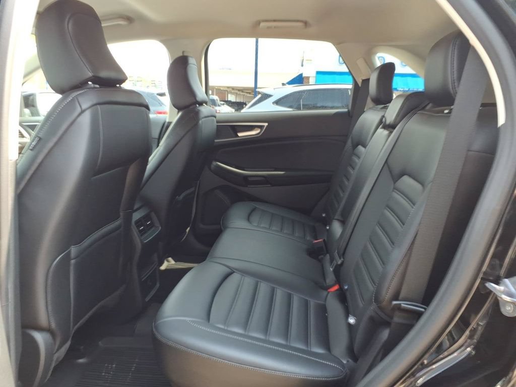 Certified 2024 Ford Edge SEL AWD/4WD image 10