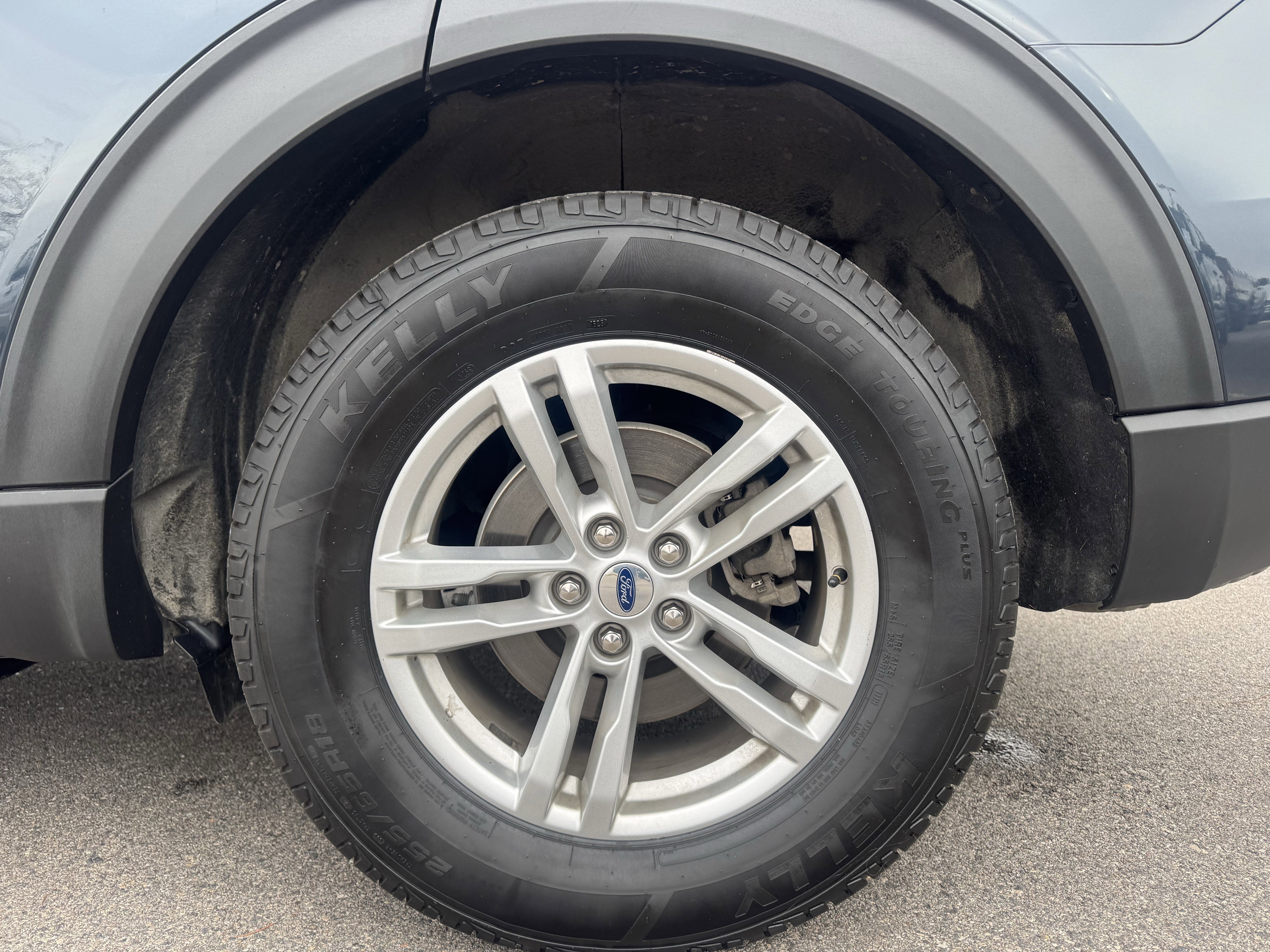 Certified 2023 Ford Explorer XLT w/ Equipment Group 202A image 19