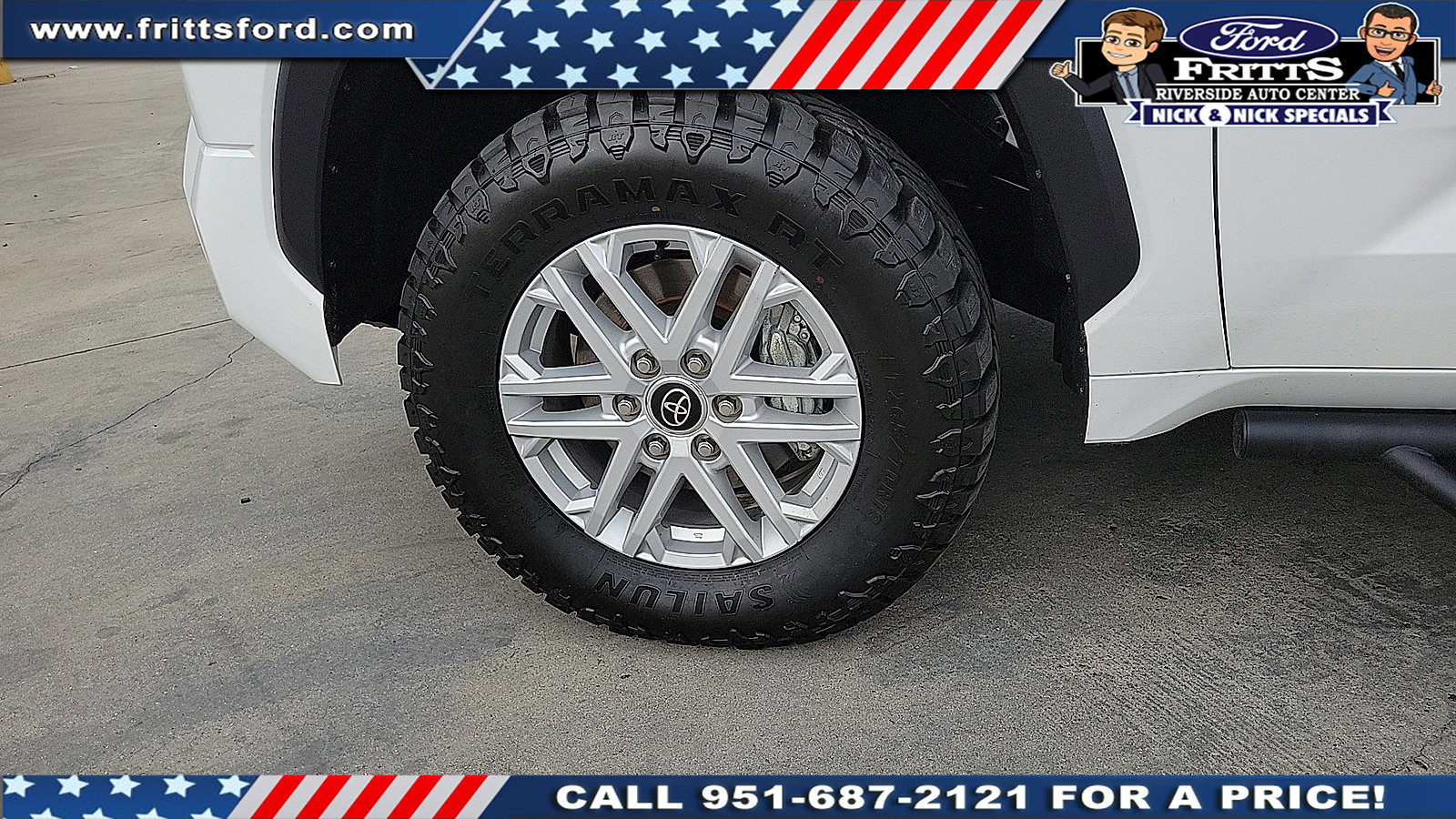 Used 2023 Toyota Tundra SR5 w/ SR5 Premium Package AWD/4WD image 19