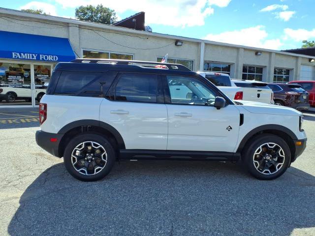 Certified 2025 Ford Bronco Sport Outer Banks w/ Outer Banks Tech Package+ AWD/4WD image 8