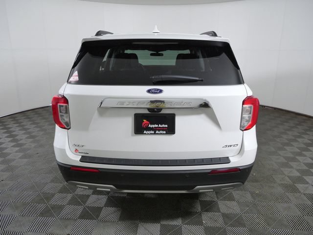 Certified 2024 Ford Explorer XLT w/ Equipment Group 202A AWD/4WD image 7
