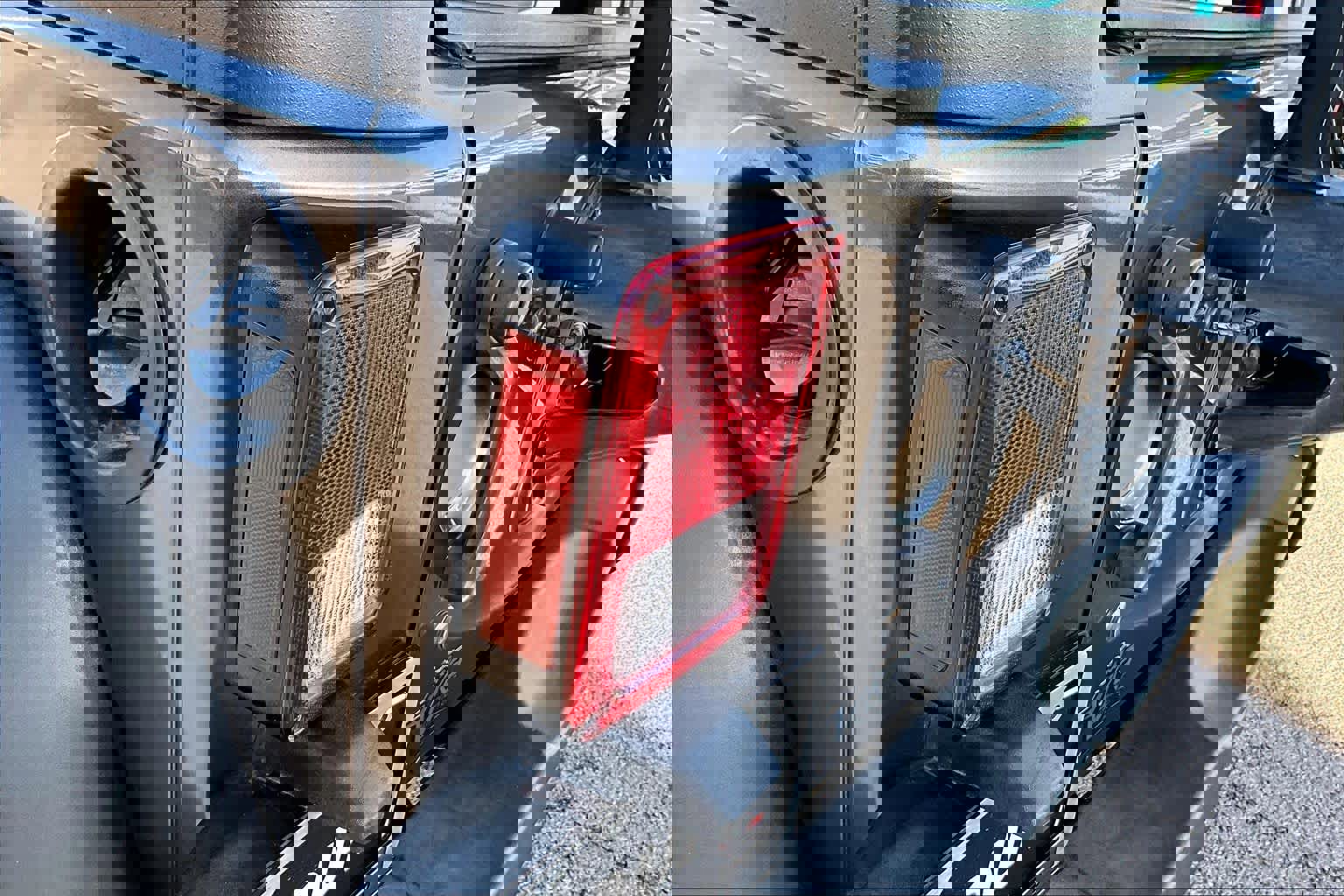 Used 2018 Jeep Wrangler Unlimited Sport S image 28