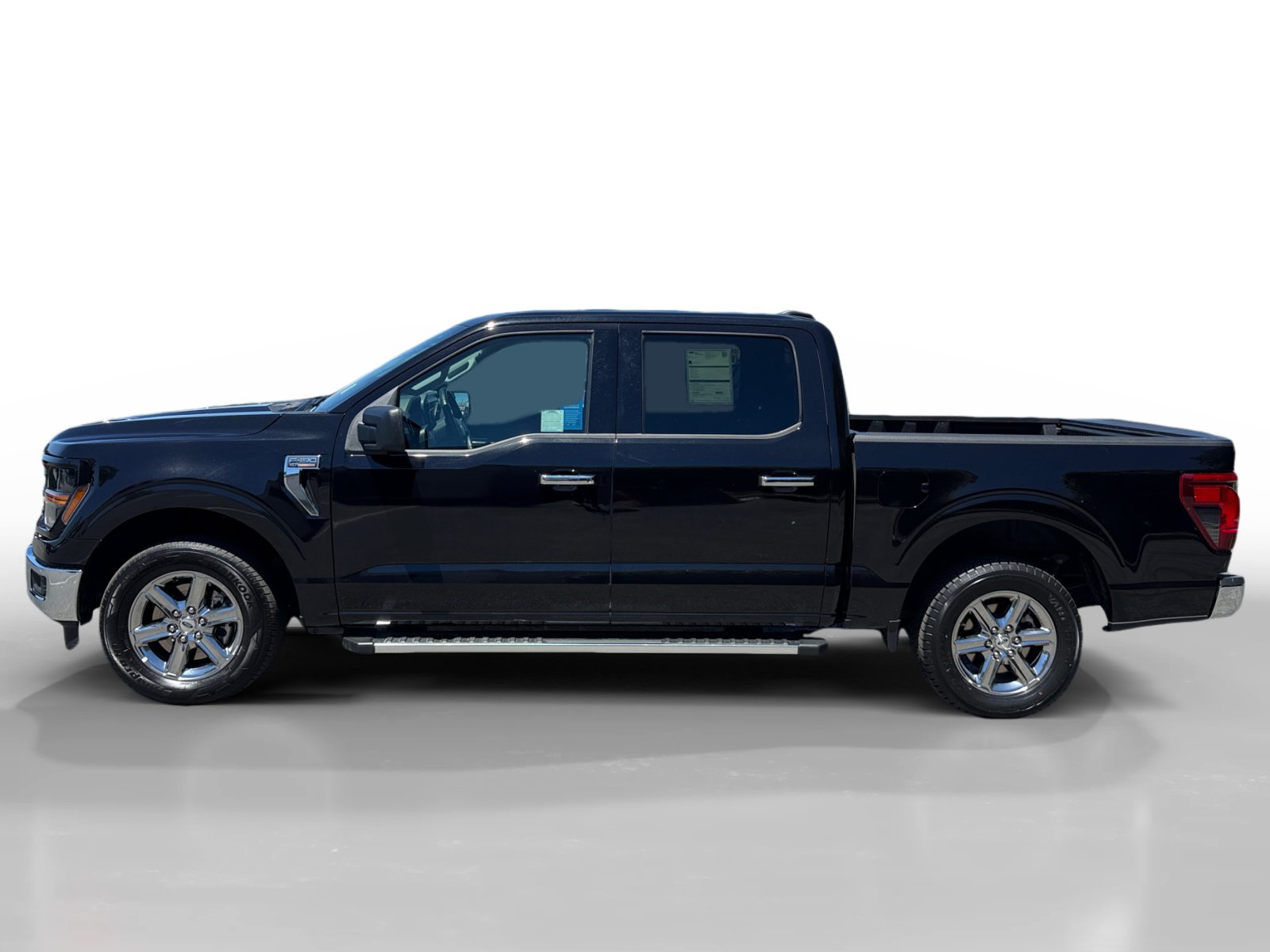 Certified 2025 Ford F150 XLT w/ Equipment Group 301A Standard RWD image 2