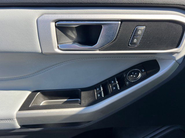 Certified 2022 Ford Explorer XLT w/ Equipment Group 202A image 11