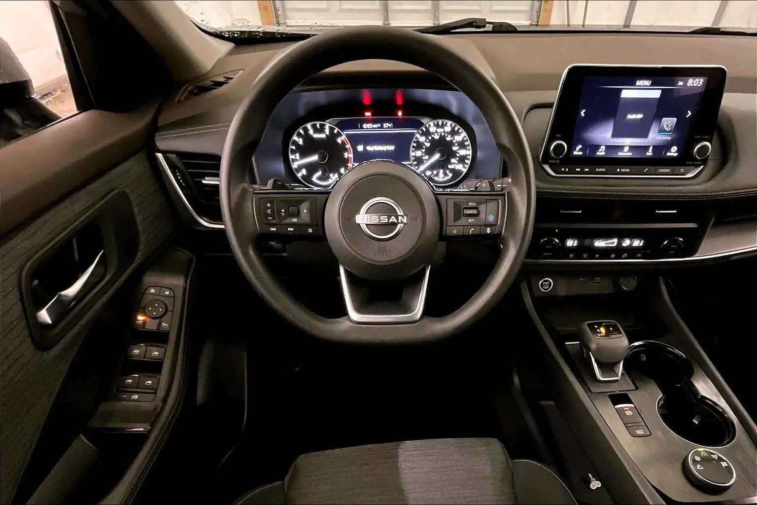 Used 2023 Nissan Rogue SV image 5