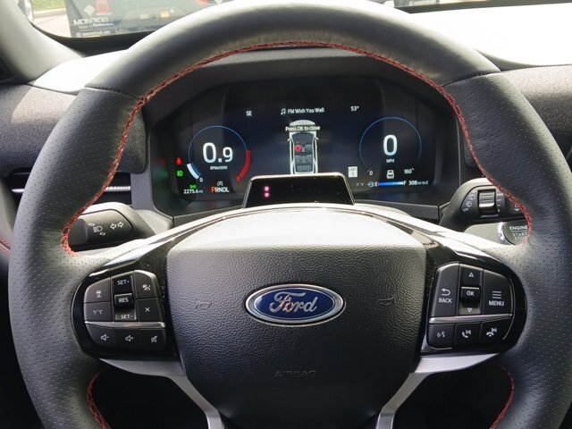 Certified 2025 Ford Explorer ST-Line w/ Premium Package AWD/4WD image 11