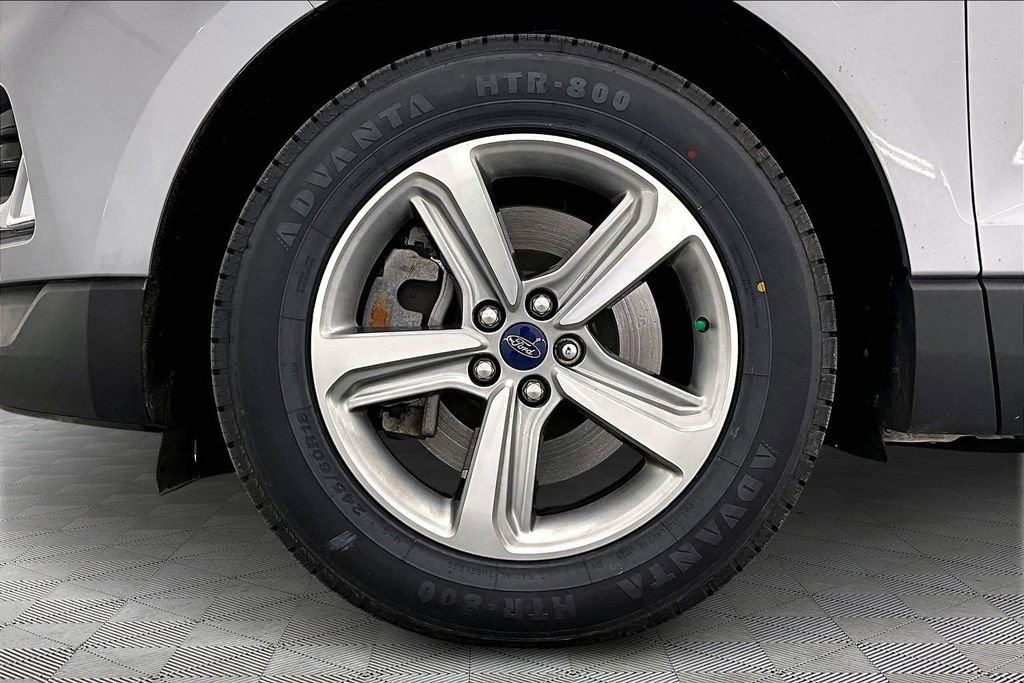 Certified 2022 Ford Edge SEL w/ Convenience Package image 9