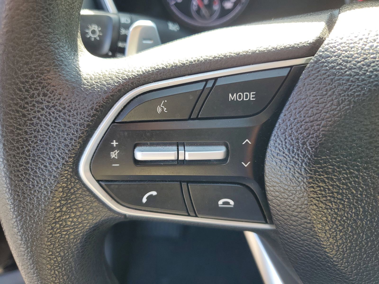Used 2023 Hyundai Santa Fe SE FWD image 18