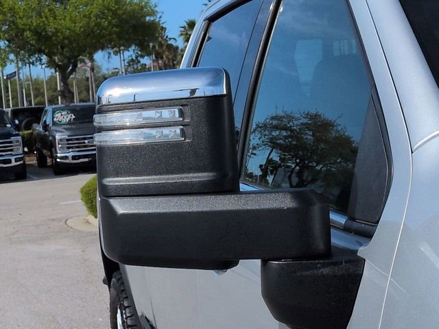 Used 2022 Chevrolet Silverado 2500 LTZ w/ LTZ Plus Package image 12