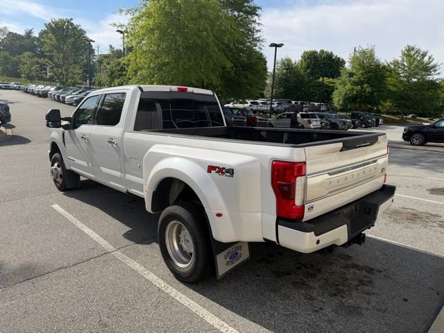 Certified 2018 Ford F350 Platinum w/ Platinum Ultimate Package AWD/4WD image 3