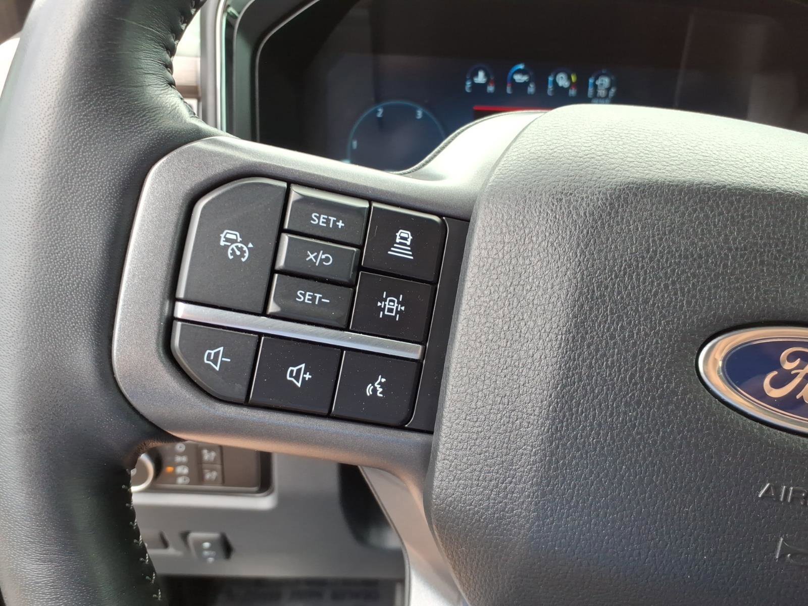 Certified 2024 Ford F350 Lariat w/ Lariat Ultimate Package image 17