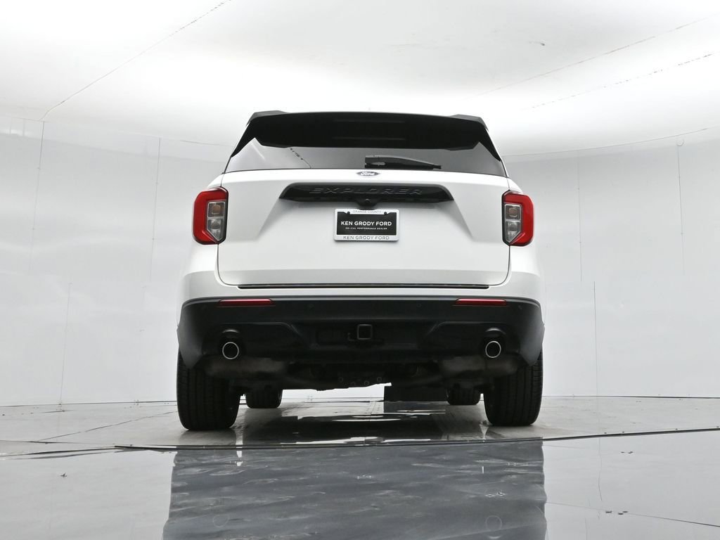 Certified 2023 Ford Explorer ST-Line w/ Class IV Trailer Tow Package image 45