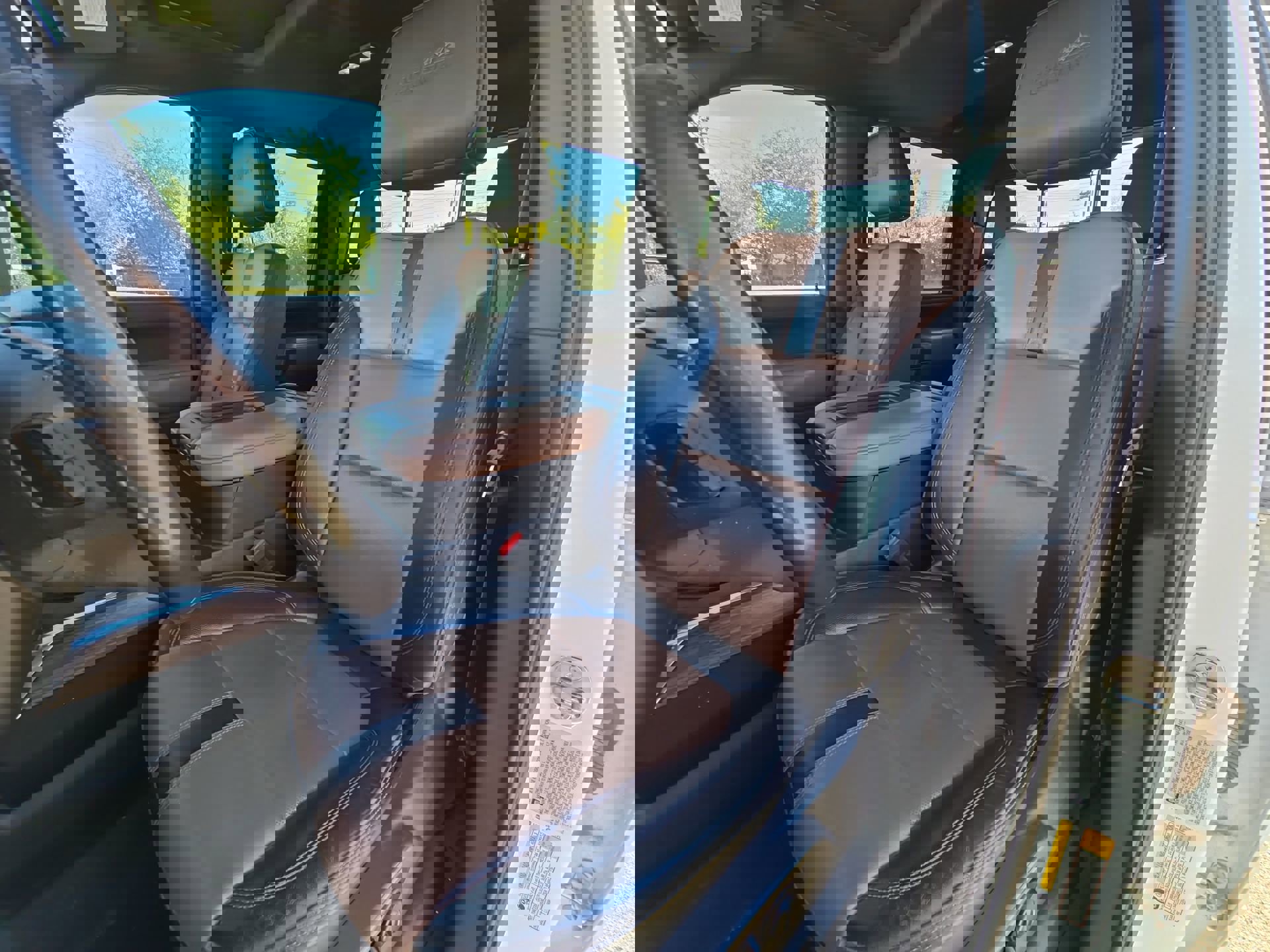 Used 2021 Chevrolet Silverado 3500 High Country w/ Technology Package image 12