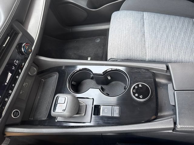 Used 2023 Nissan Rogue SV AWD/4WD image 24