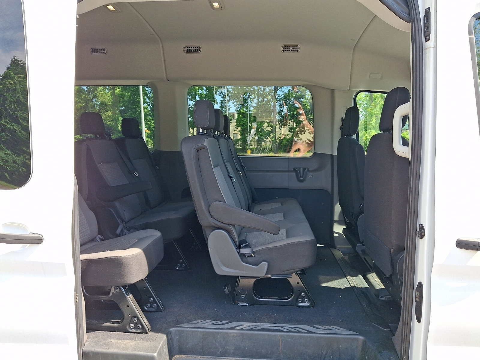 Certified 2024 Ford Transit 350 XLT RWD image 11