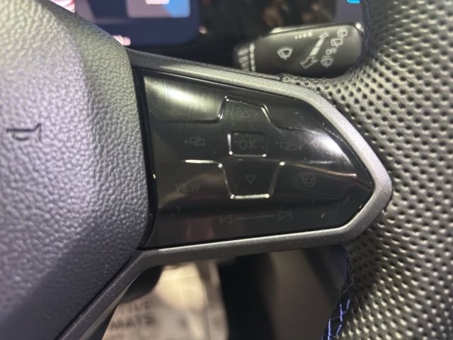 Used 2022 Volkswagen Golf R AWD/4WD image 27