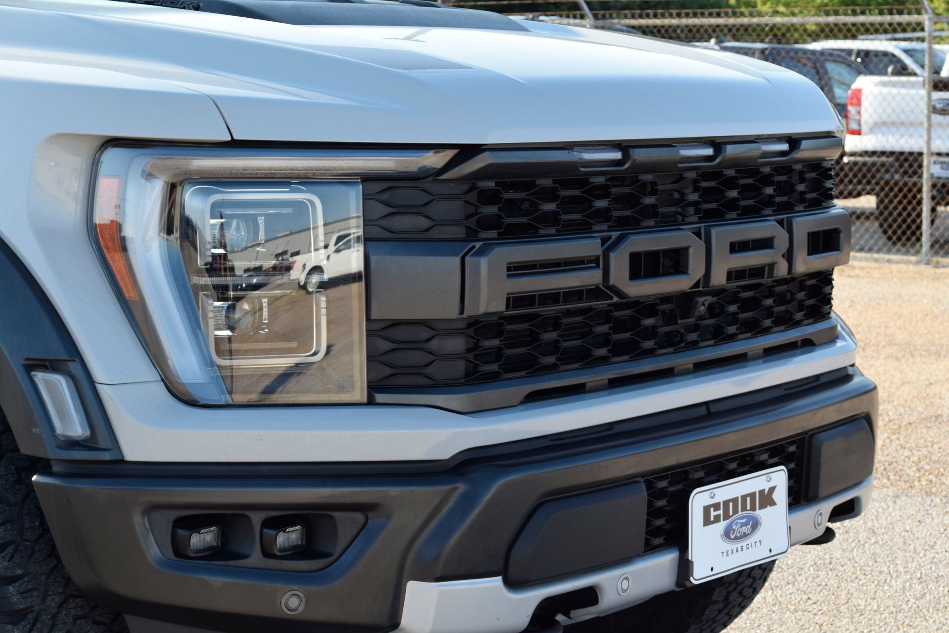 Certified 2023 Ford F150 Raptor w/ Raptor 37 Performance Package AWD/4WD image 27