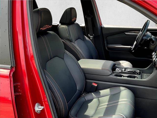 Used 2024 Honda Pilot TrailSport image 9