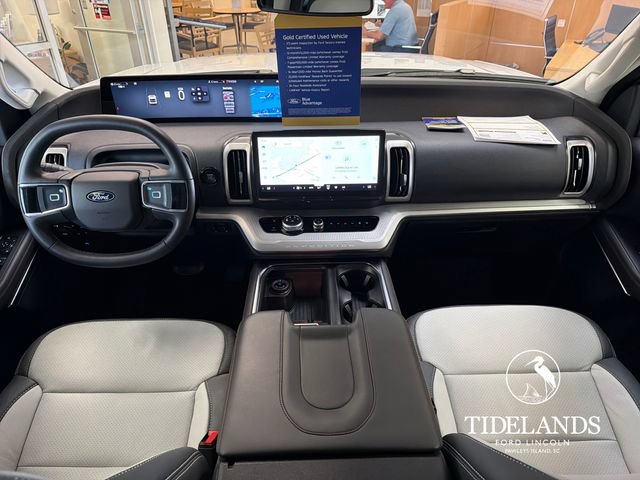 Certified 2025 Ford Expedition Active AWD/4WD image 16