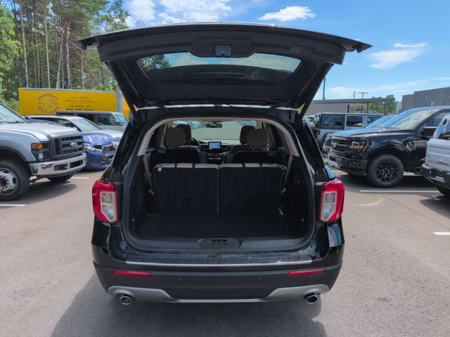 Certified 2023 Ford Explorer Limited w/ Equipment Group 301A AWD/4WD image 17