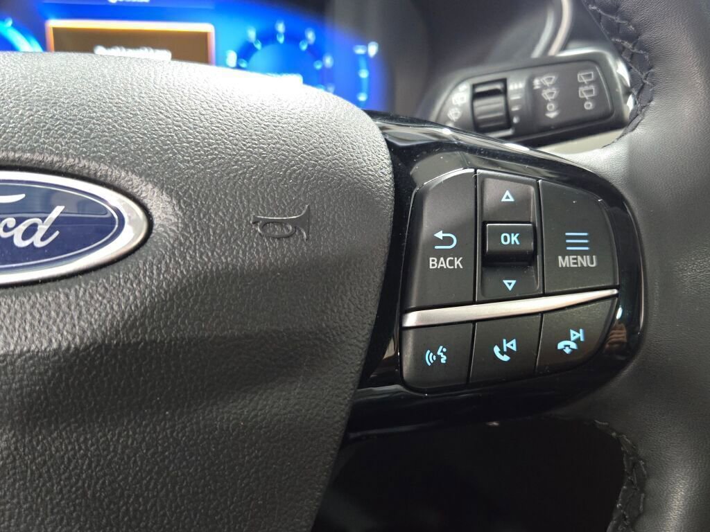 Certified 2022 Ford Escape SEL w/ Technology Package image 33