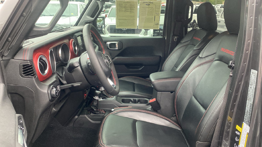 Used 2023 Jeep Gladiator Rubicon w/ Cold Weather Group AWD/4WD image 16