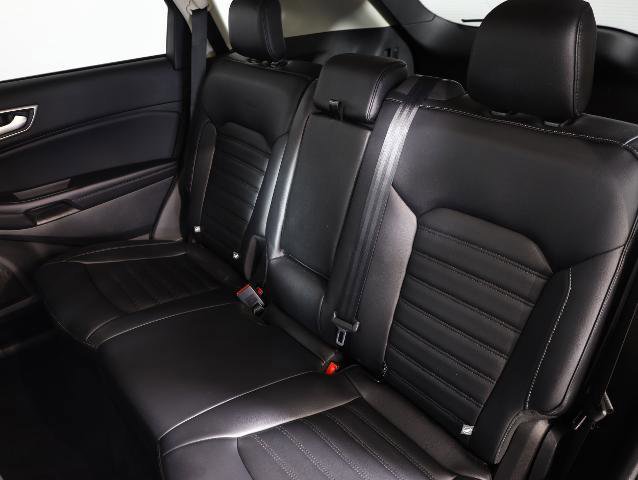 Certified 2024 Ford Edge SEL w/ Convenience Package AWD/4WD image 11
