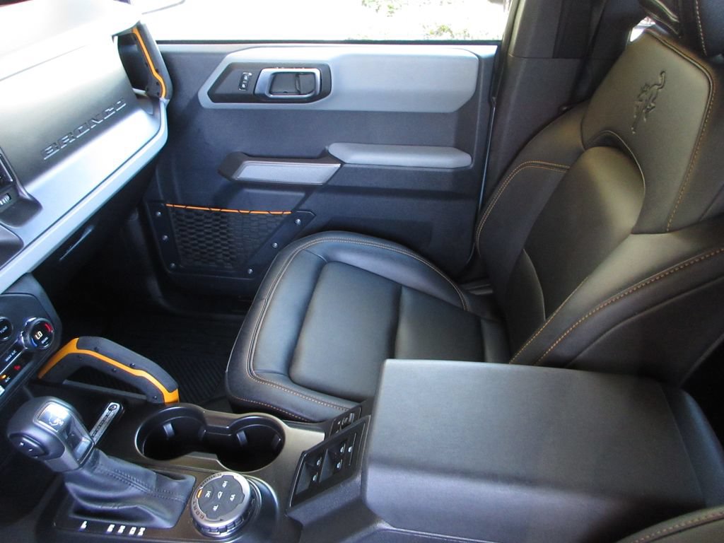 Certified 2023 Ford Bronco Badlands w/ Sasquatch Package AWD/4WD image 22
