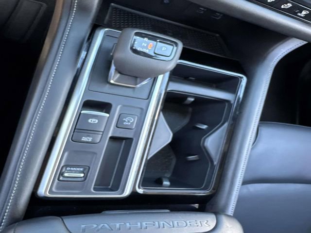 Used 2023 Nissan Pathfinder SL w/ SL Premium Package FWD image 24