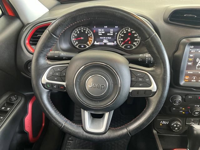 Used 2018 Jeep Renegade Trailhawk w/ UConnect 8.4 Nav Group AWD/4WD image 57