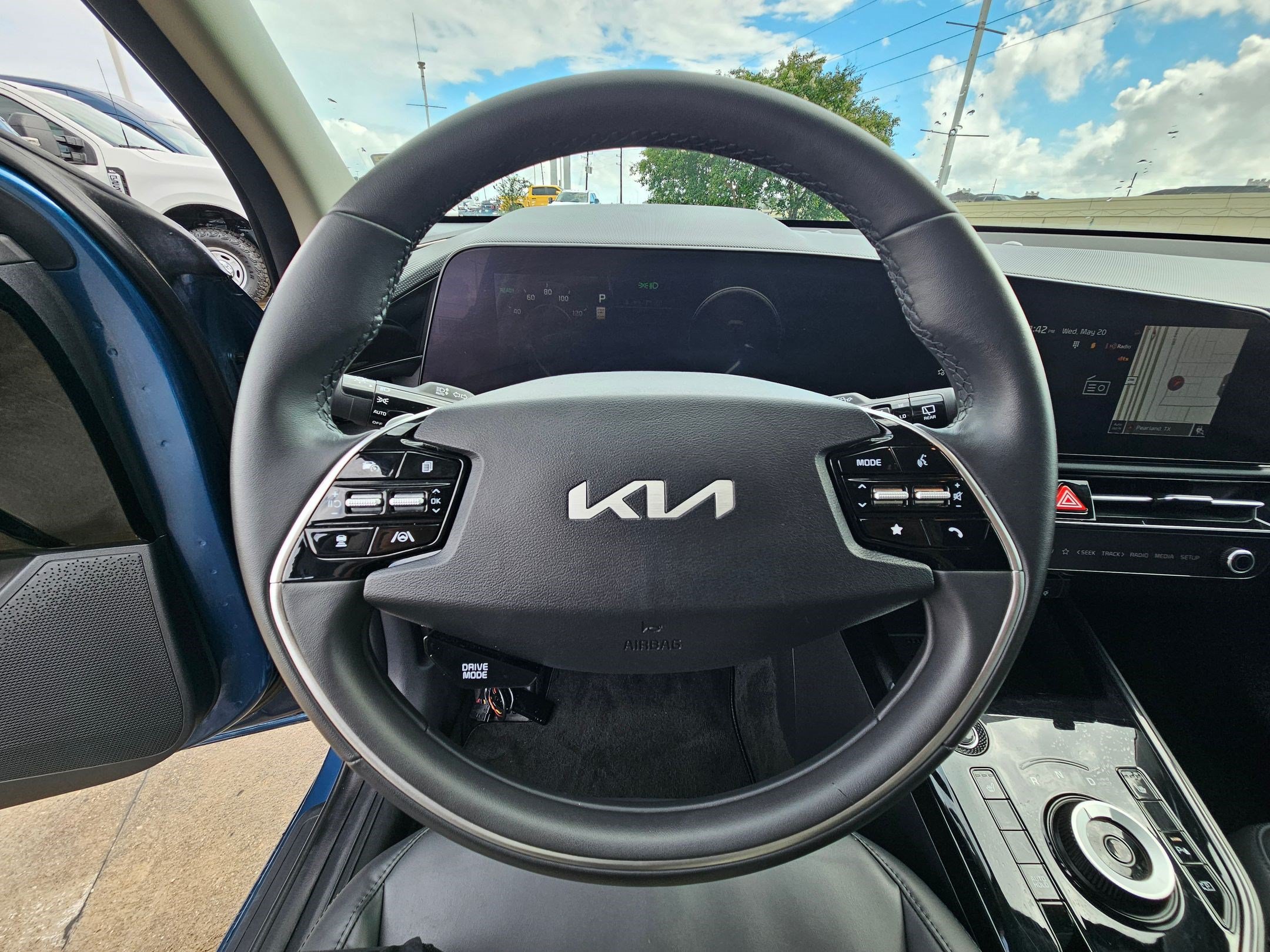 Used 2024 Kia Niro Wind FWD image 18