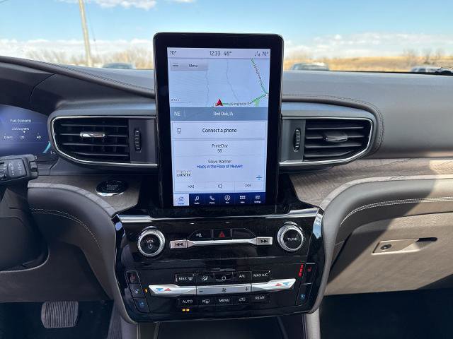 Certified 2024 Ford Explorer Platinum w/ Technology Package image 16