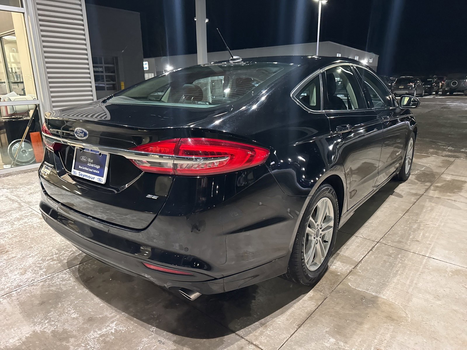 Certified 2018 Ford Fusion SE image 5