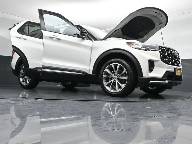 Certified 2025 Ford Explorer Platinum w/ Ultimate Package AWD/4WD image 55