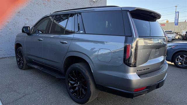 Used 2021 Cadillac Escalade Sport w/ Driver Assist Tech Package AWD/4WD image 33