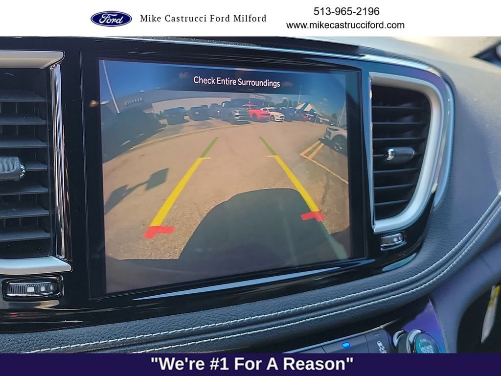 Used 2021 Chrysler Pacifica Touring-L w/ S Appearance Package FWD image 14