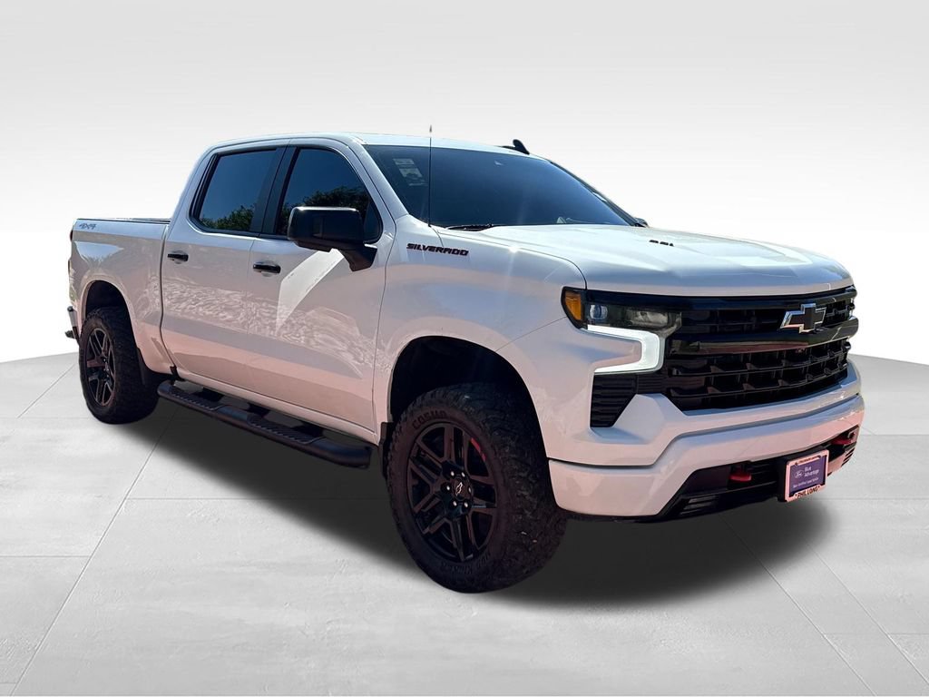 Used 2023 Chevrolet Silverado 1500 RST w/ Redline Edition AWD/4WD image 1