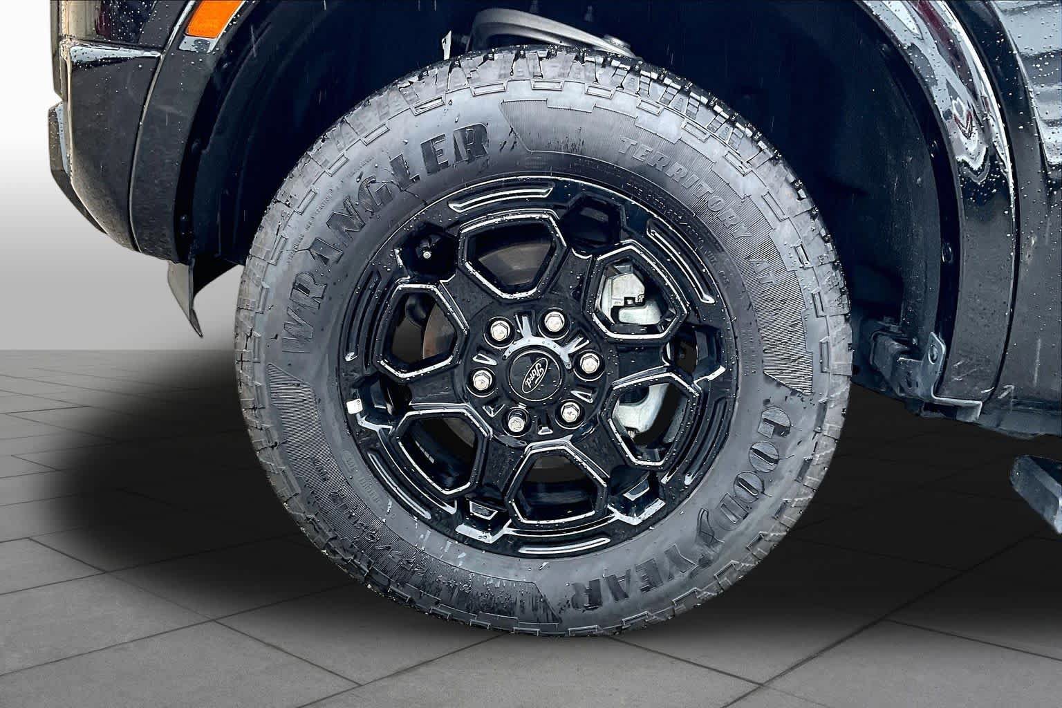 Certified 2025 Ford Ranger XLT w/ Black Appearance Package RWD image 13