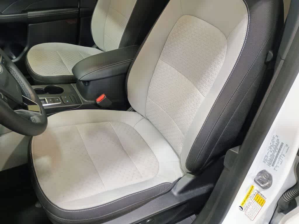 Certified 2023 Ford Escape Active FWD image 5