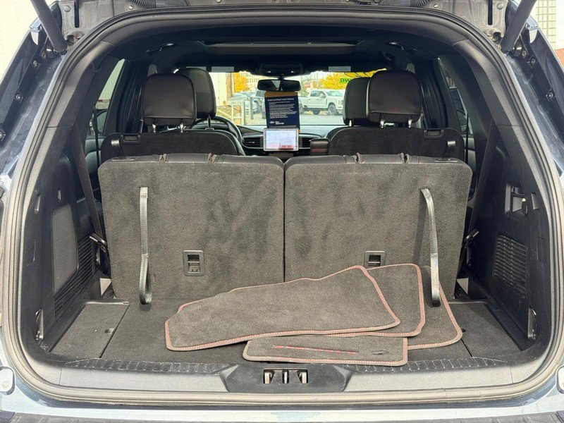 Certified 2022 Ford Explorer ST-Line w/ Class IV Trailer Tow Package image 11