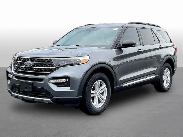 Certified 2023 Ford Explorer XLT w/ Equipment Group 202A AWD/4WD image 3