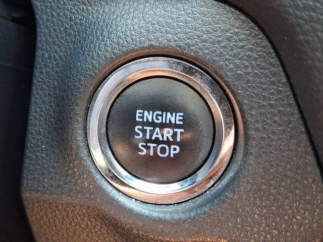Used 2019 Toyota RAV4 XLE Premium w/ Cold Weather Package AWD/4WD image 23