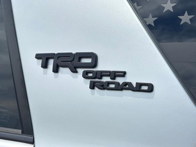 Used 2023 Toyota 4Runner TRD Off-Road Premium AWD/4WD image 12