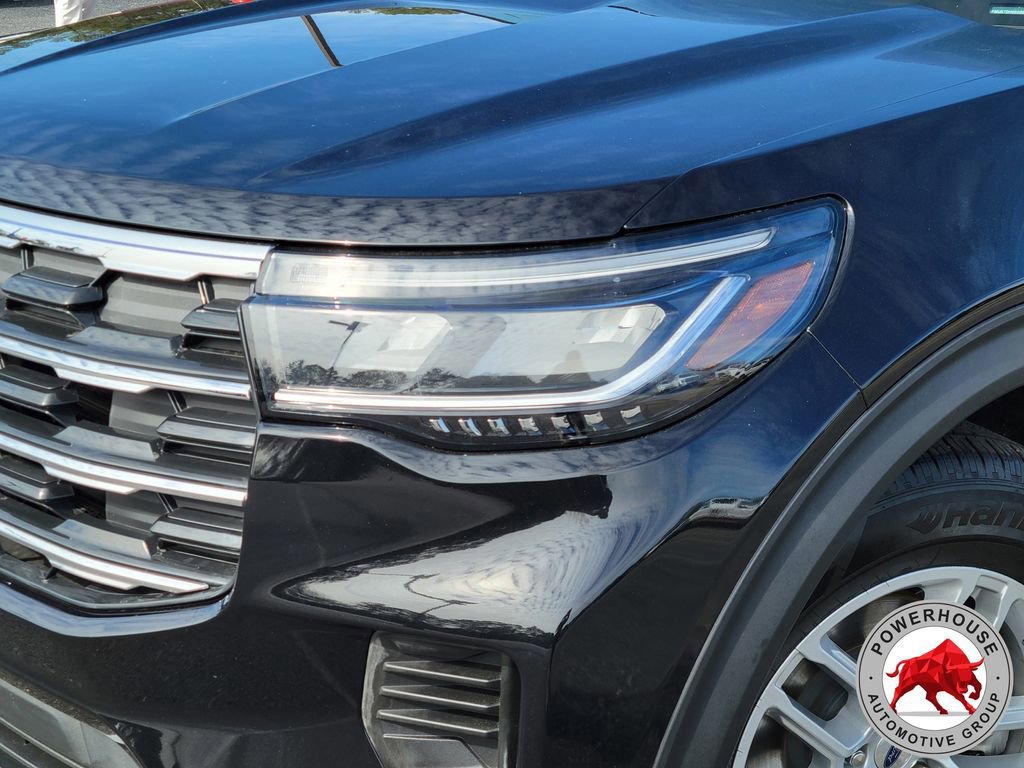 Certified 2025 Ford Explorer Active image 10