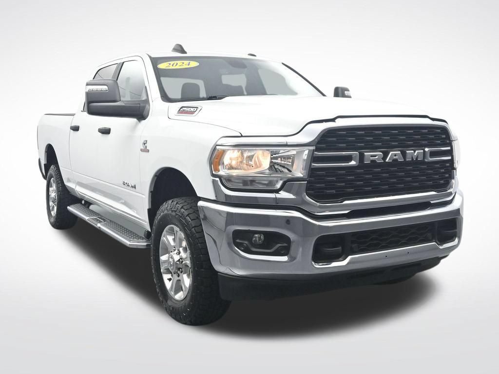 Used 2024 RAM 2500 Big Horn w/ Off Road Package AWD/4WD image 3