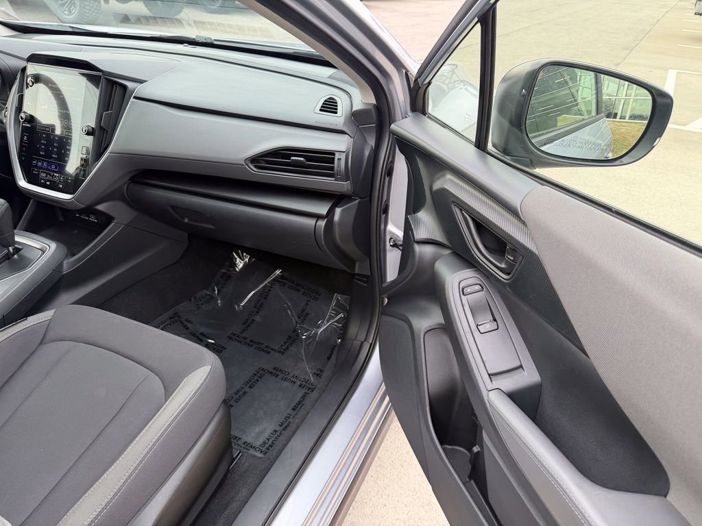 Used 2025 Subaru Crosstrek 2.0i Premium image 16