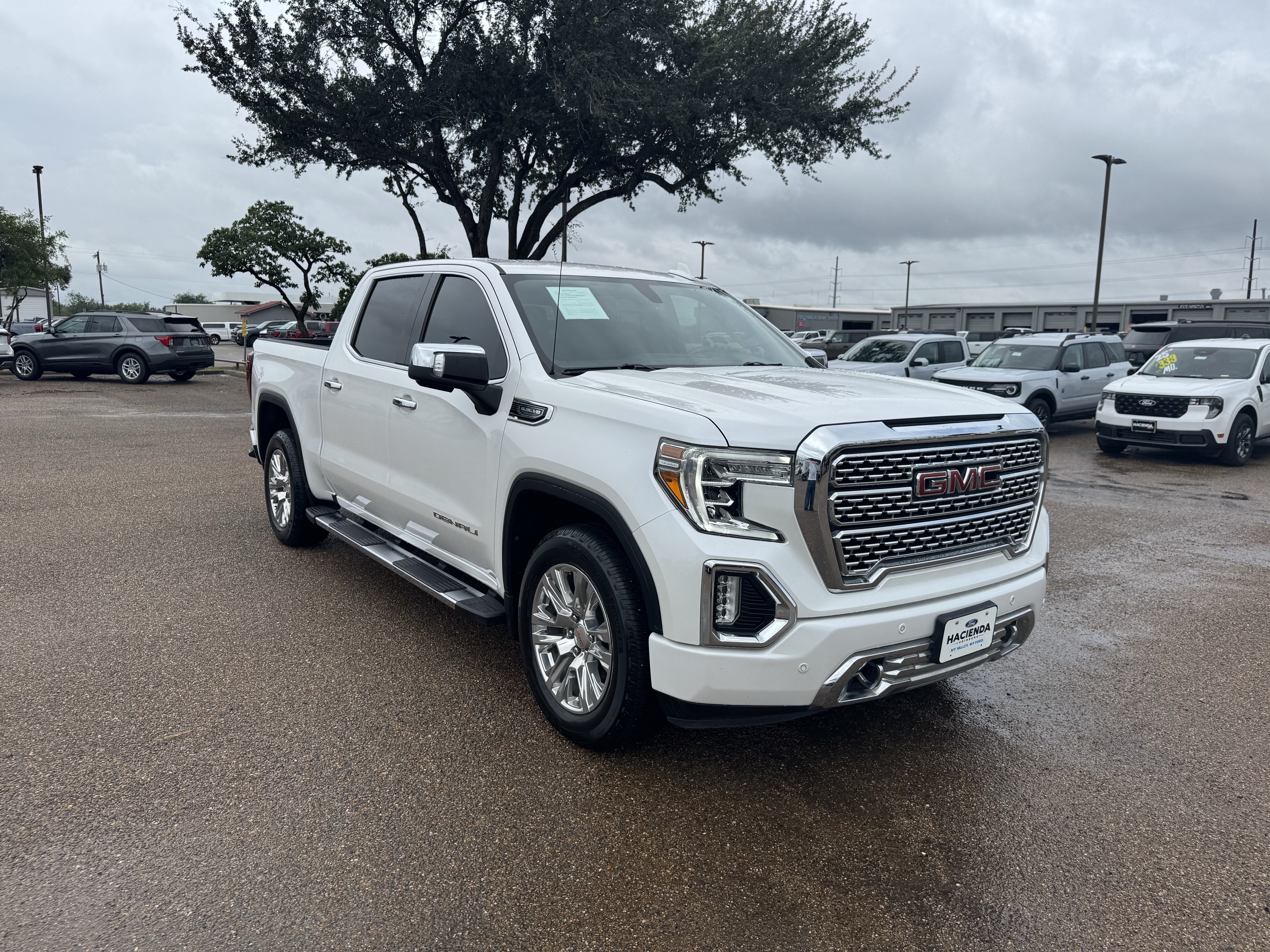 Used 2022 GMC Sierra 1500 Denali RWD image 5