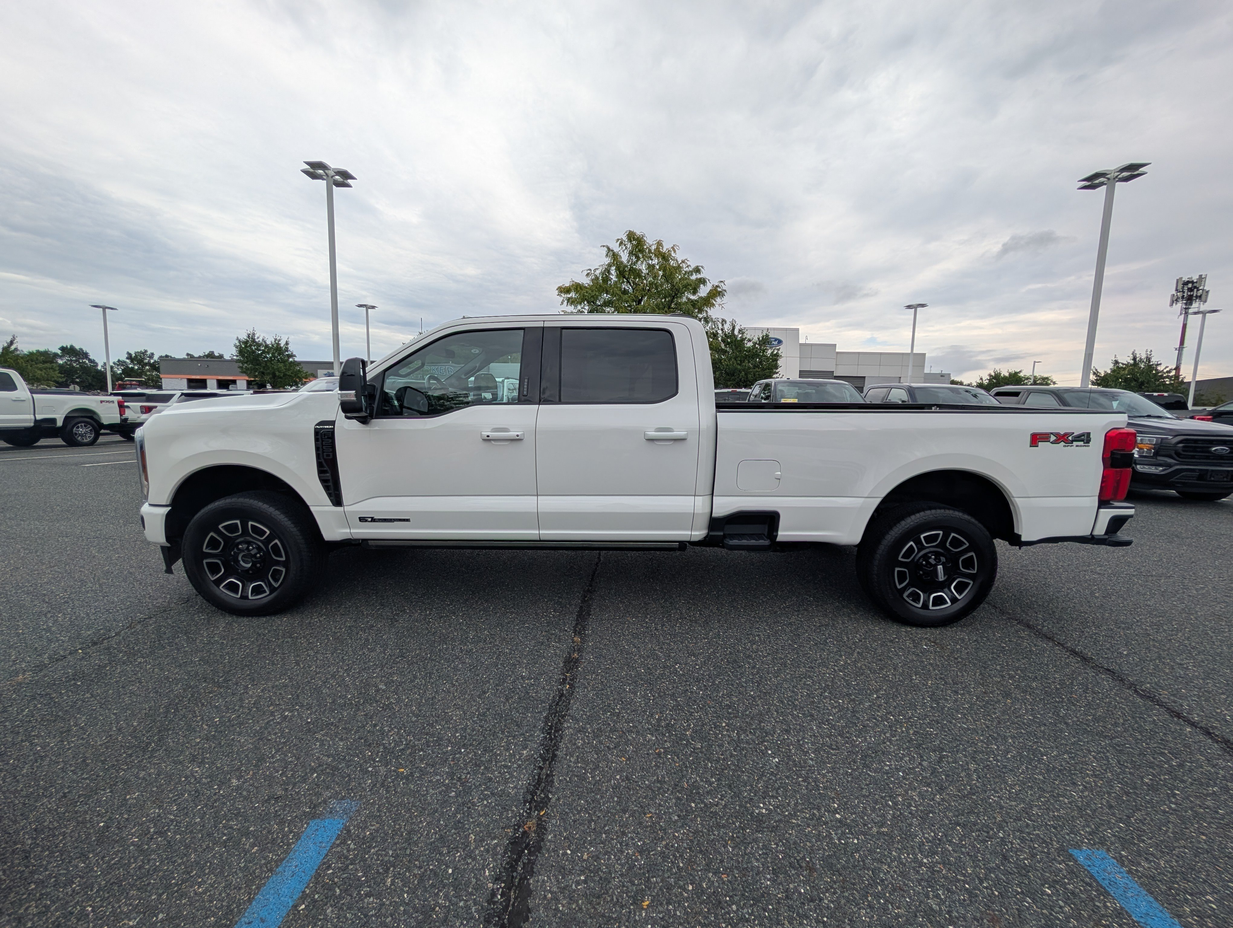 Certified 2026 Ford F250 Platinum w/ FX4 Off-Road Package AWD/4WD image 7
