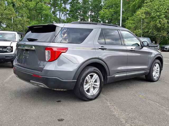 Certified 2023 Ford Explorer XLT w/ Equipment Group 202A AWD/4WD image 11