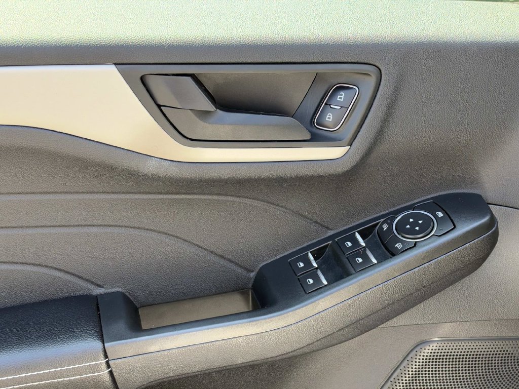 Certified 2022 Ford Escape SE FWD image 23
